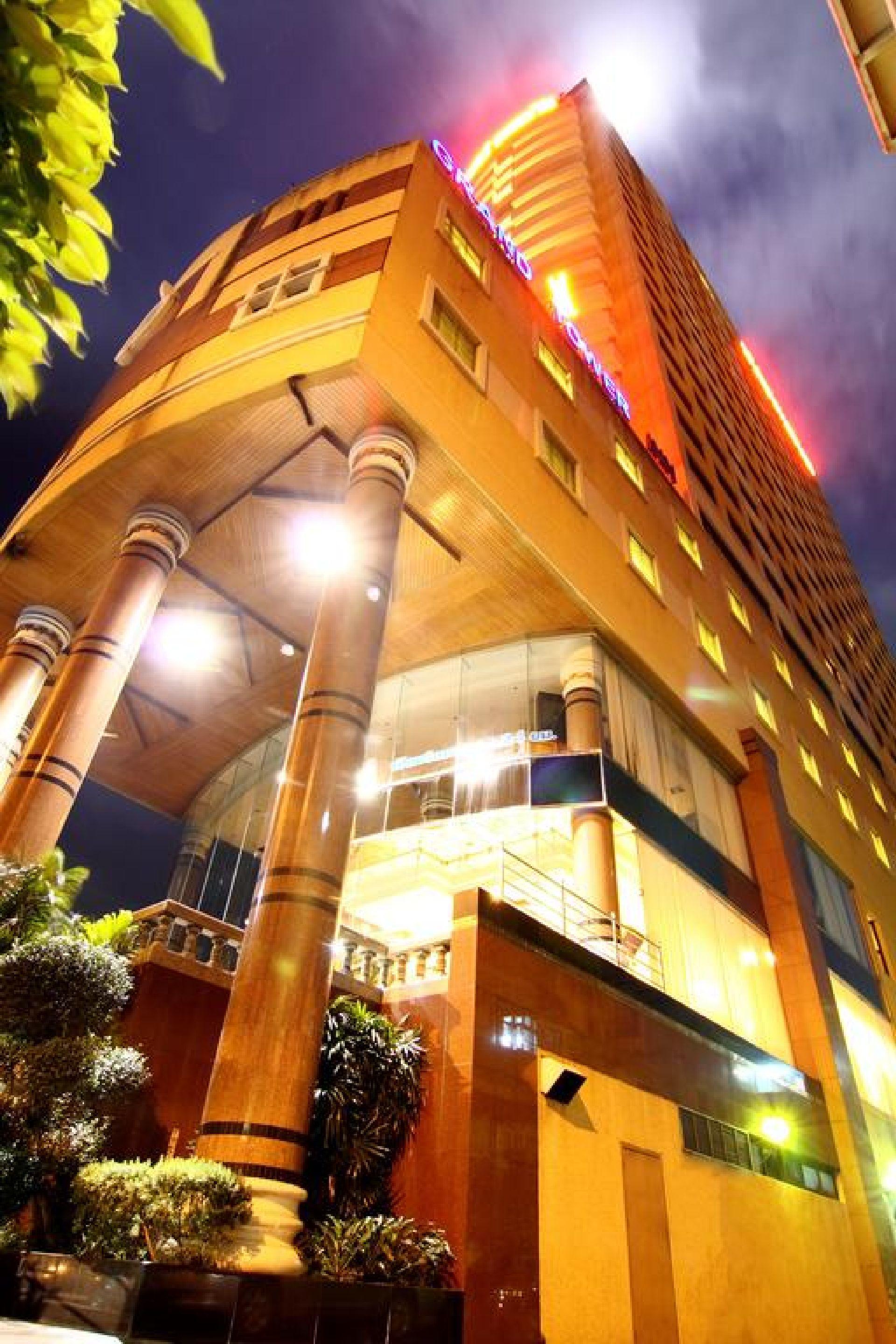 Grand Tower Inn Rama 6 Bangkok Exterior photo